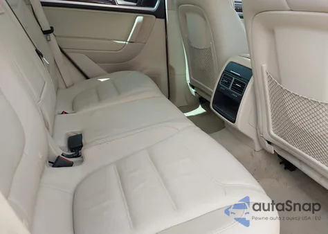 2015 Volkswagen Touareg Tdi Lux from USA, damaged, VIN WVGEP9BP1FD004040